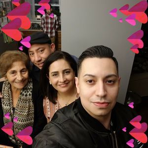 Meet your Posher, Claudia